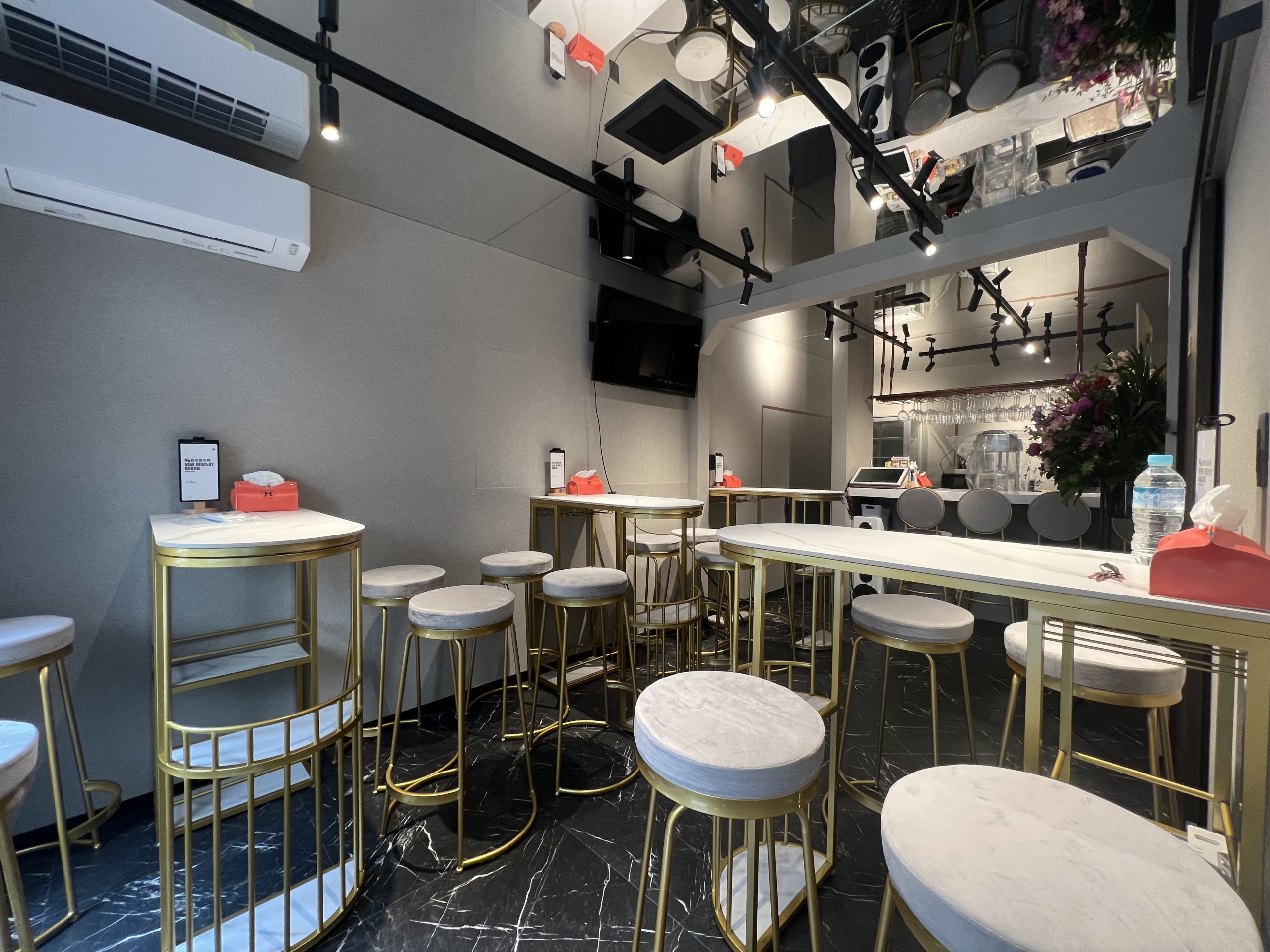 035f8151d6a02ba81912f1ae9ee6bebb